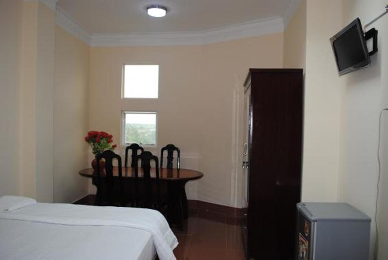 Thanh Nhan 1 Hotel Ca Mau Экстерьер фото